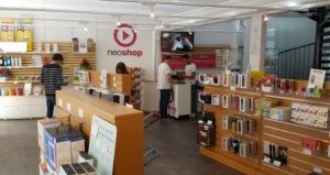intérieur magasin neoshop